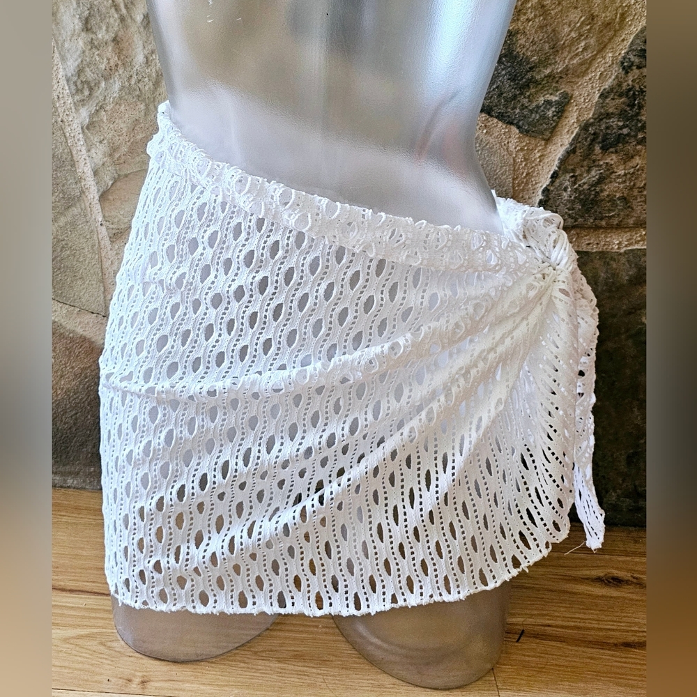 SMALL/ MEDIUM PAREO  ⛱️